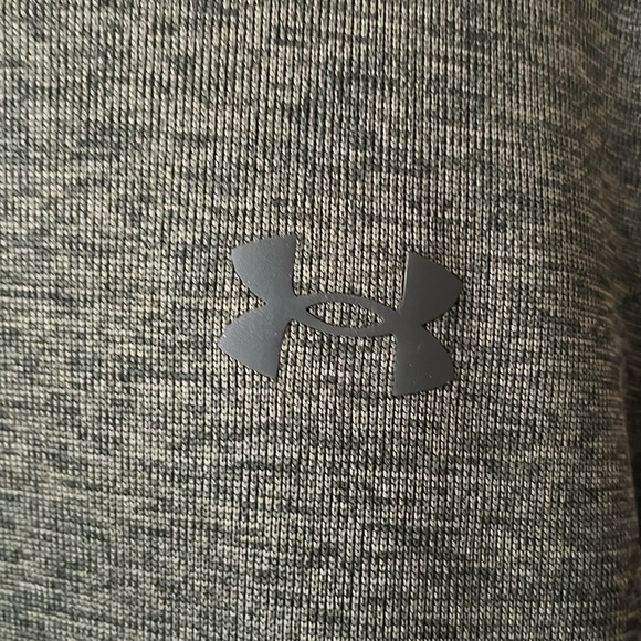 UNDER ARMOUR Men’s Dark Green Sweatshirt - Picture 2 of 7